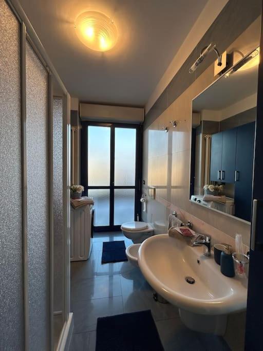 Anna'S Guest House Альба Экстерьер фото